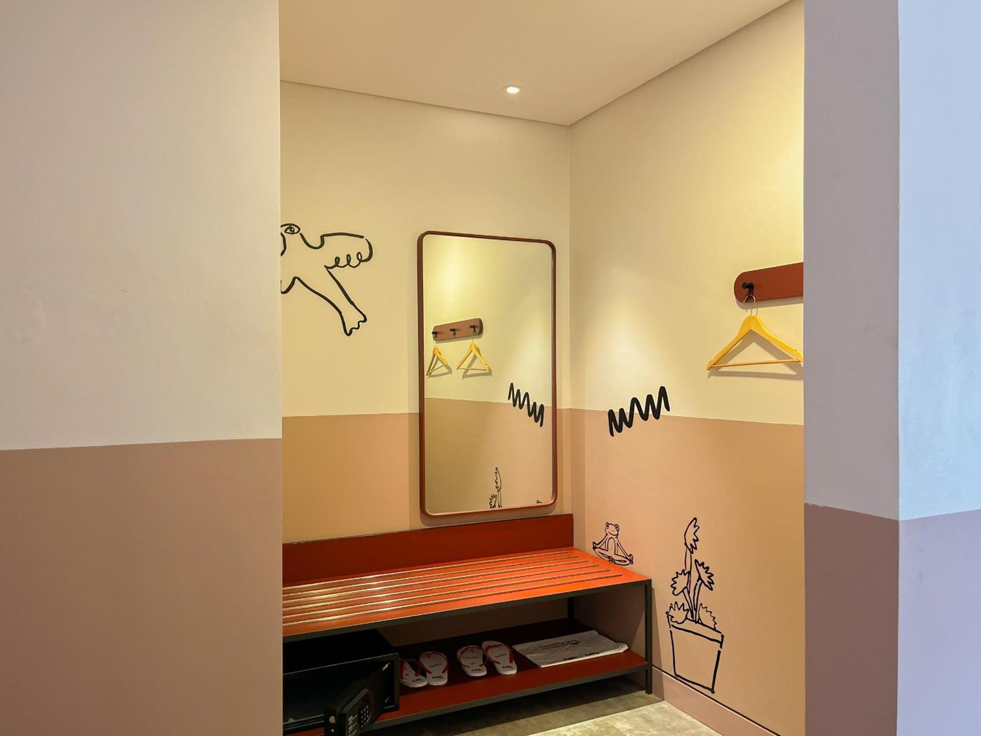 Kotta Go Hotel Tegal Eksteriør bilde